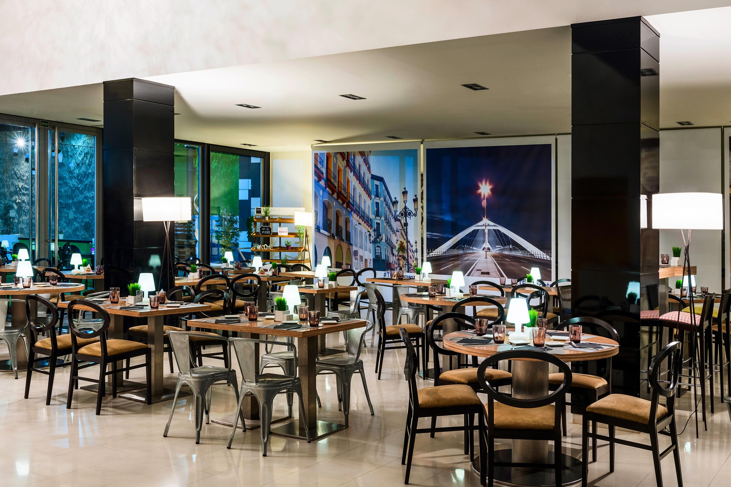 Hotel Zentral Ave Zaragoza Bagian luar foto