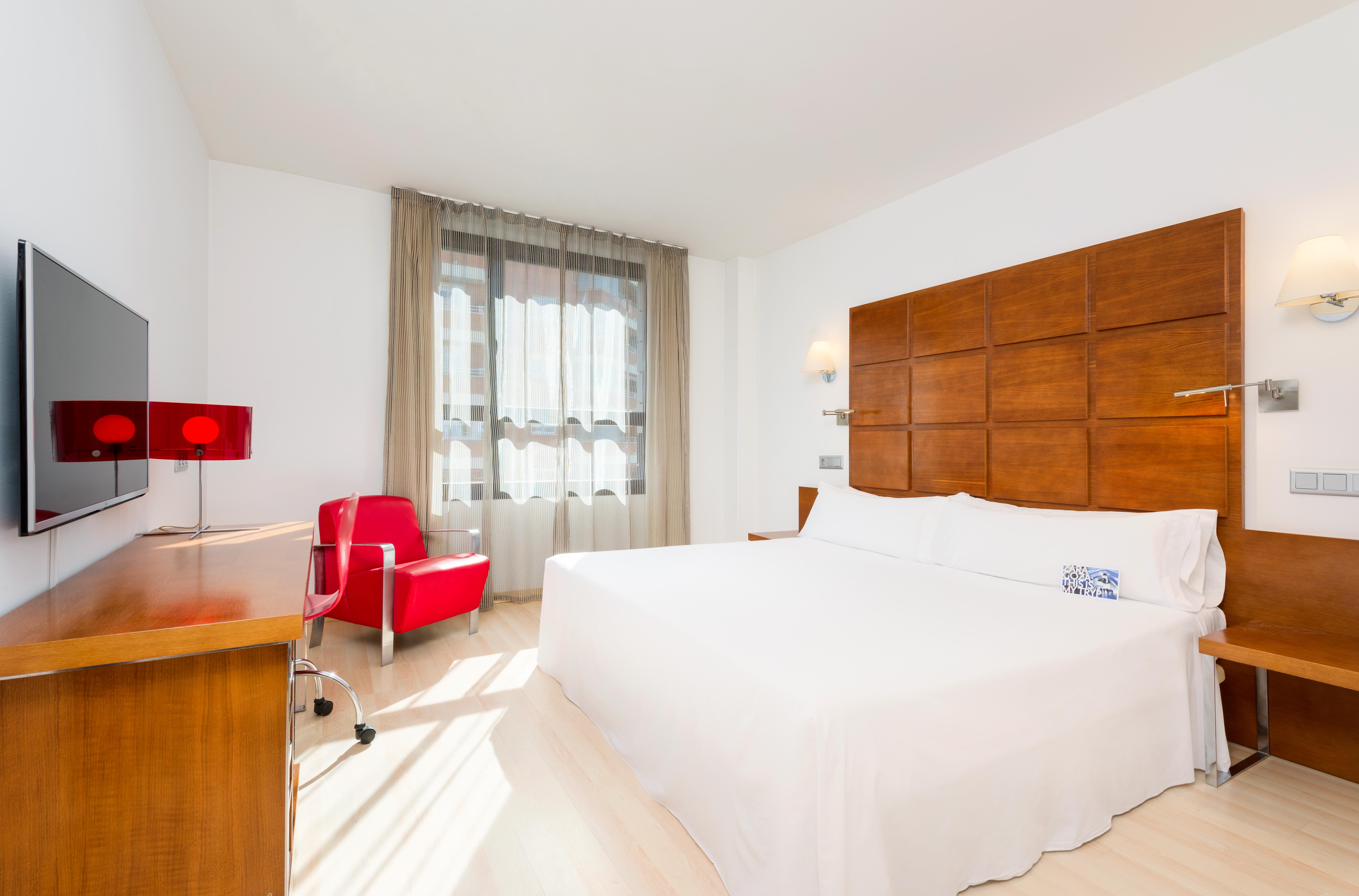 Hotel Zentral Ave Zaragoza Bagian luar foto