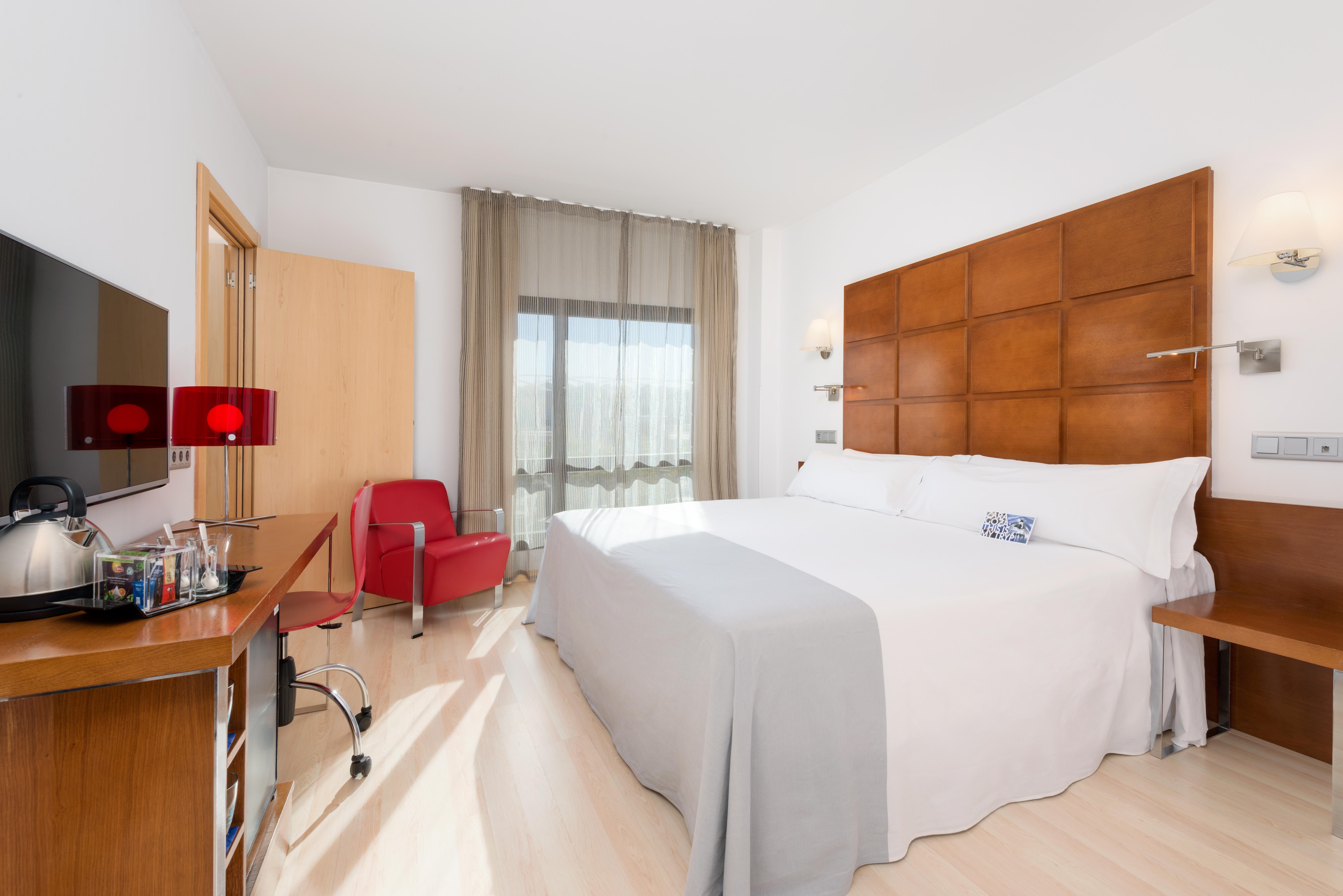 Hotel Zentral Ave Zaragoza Bagian luar foto