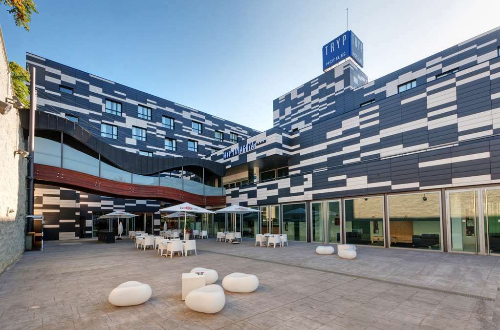 Hotel Zentral Ave Zaragoza Bagian luar foto